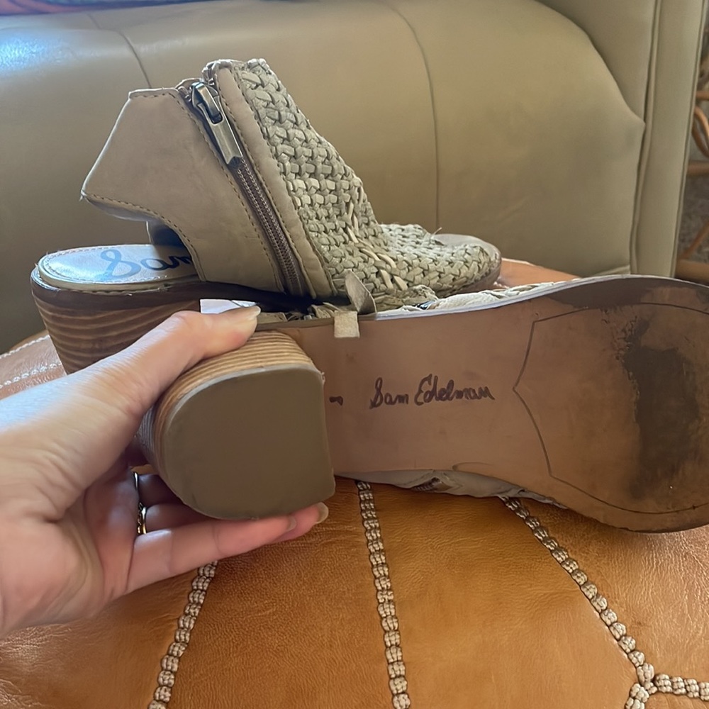 Sam Edelman Heel/Boot - Picture 4 of 6